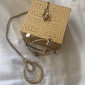 SOLD🧡🧡Necklace, two bangle set!